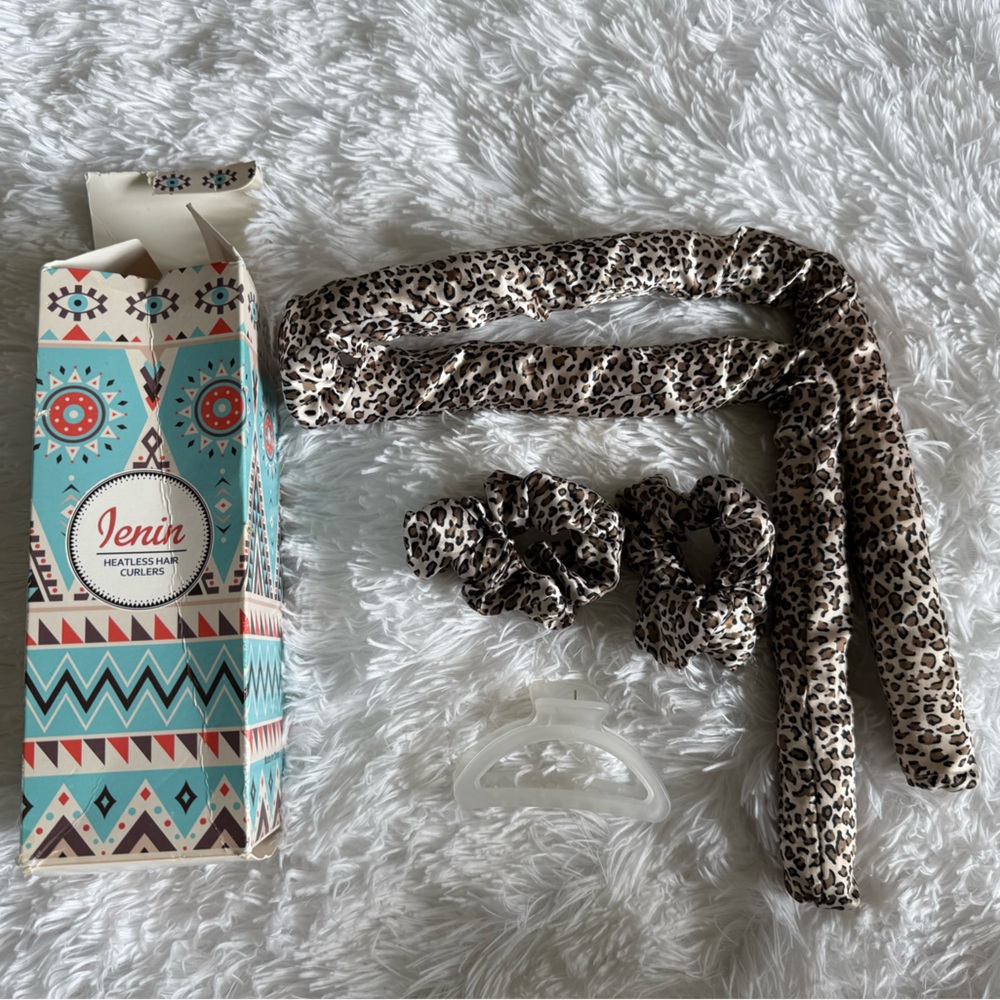 Heartless Hair Curlers - Leopard Print.